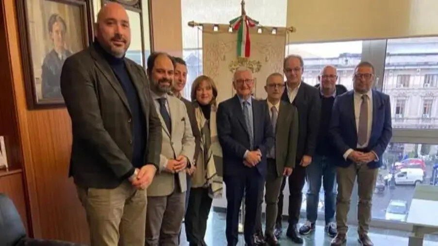 Il nuovo prefetto Castrese De Rosa incontra gli amministratori della Provincia di Catanzaro images Il nuovo prefetto Castrese De Rosa incontra gli amministratori della Provincia di Catanzaro
