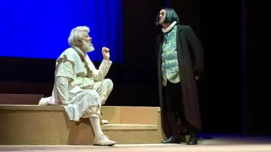 images AMA Calabria, a Lamezia Terme grande interpretazione di Alessandro Benvenuti in “Falstaff a Windsor”