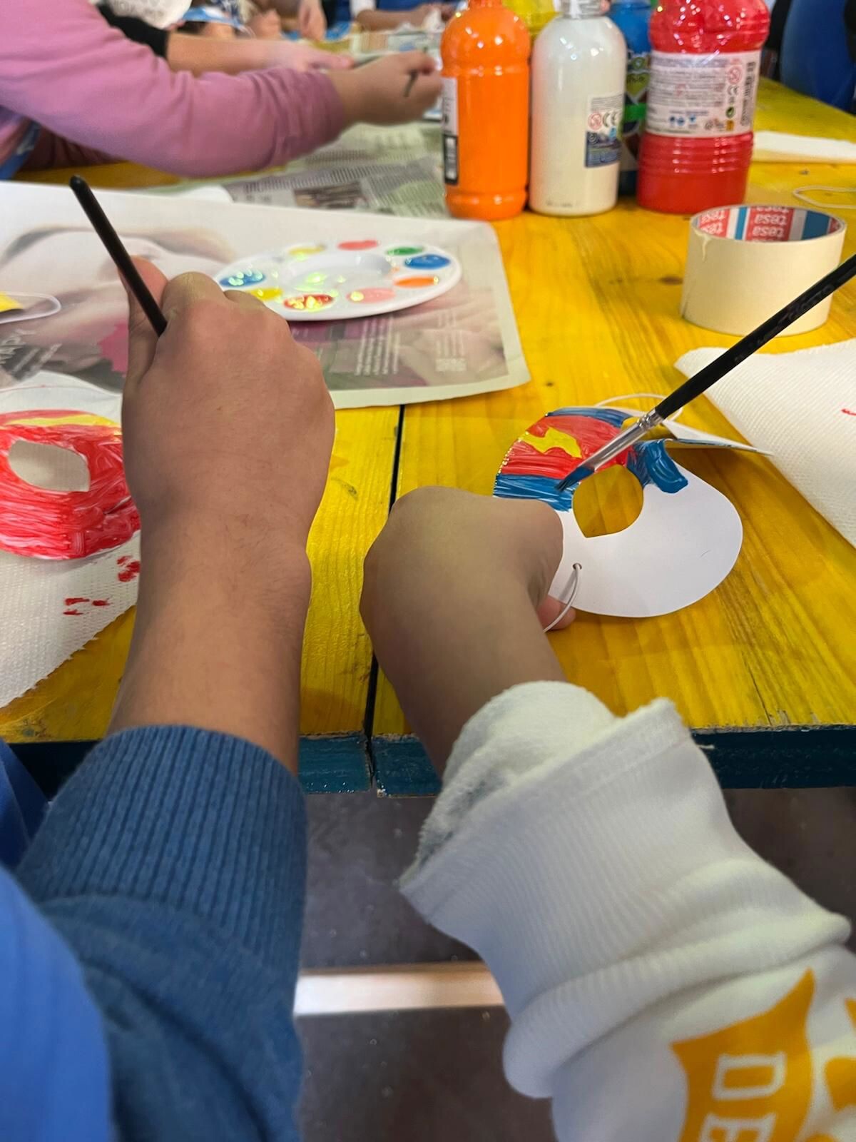 images Al Laboratorio del Carnevale, la magia prende forma: gli studenti lametini alla scoperta dei Giganti dell’Allegria
