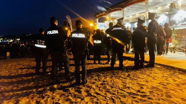 “Malamovida”, sanzionati 2 locali a Soverato: somministravano alcol a minorenni