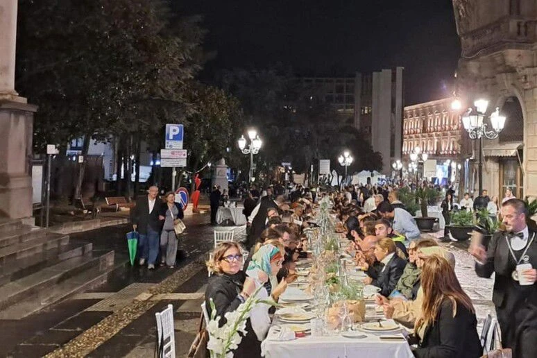 “Cena Straordinaria” a Catanzaro: l'ordinanza della Polizia Locale