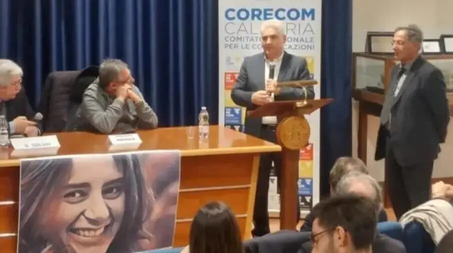 Premio “Lucia Abiuso”, il dirigente scolastico Sanzo: “Un punto di riferimento per la nostra scuola” images Premio “Lucia Abiuso”, il dirigente scolastico Sanzo: “Un punto di riferimento per la nostra scuola”