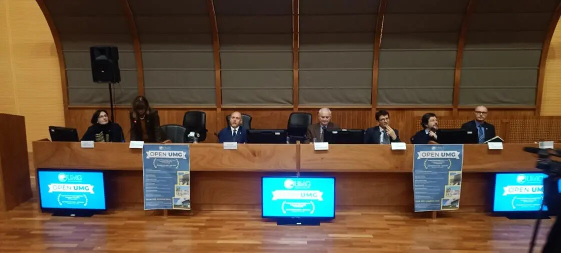 L'università di Catanzaro orienta gli studenti con "Open UMG", Cuda: “Abbiamo offerta variegata” images L'università di Catanzaro orienta gli studenti con "Open UMG", Cuda: “Abbiamo offerta variegata”