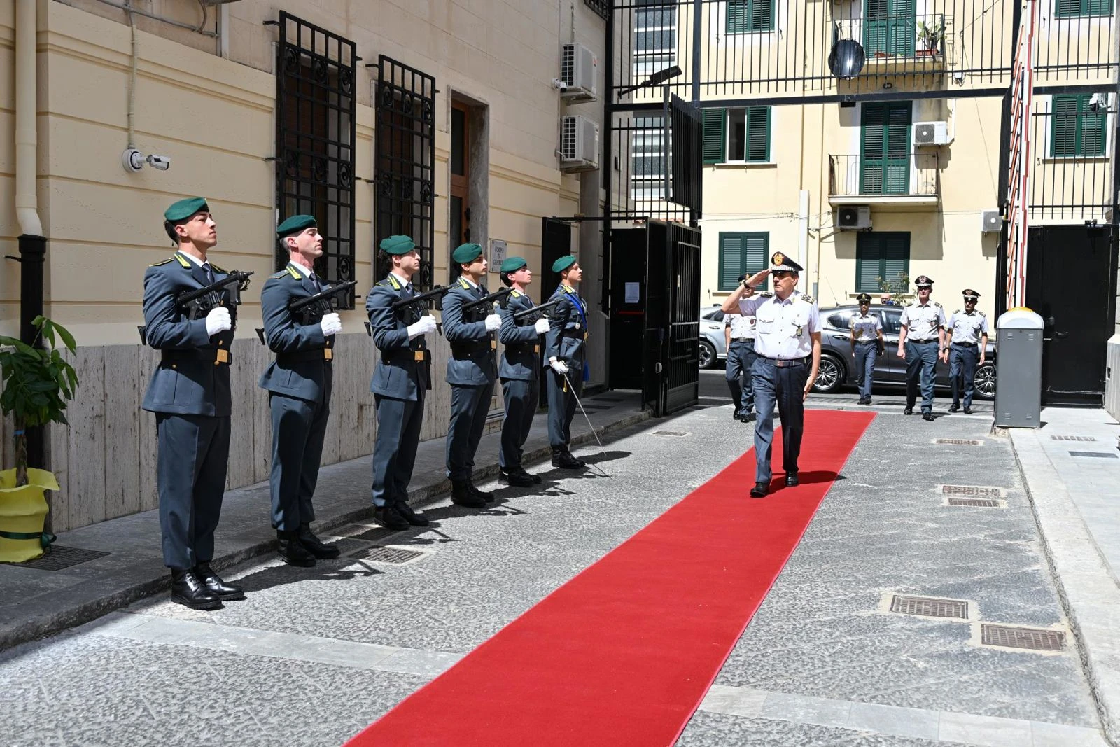 Reggio Calabria, visita istituzionale del Generale De Gennaro: focus su legalità e territorio