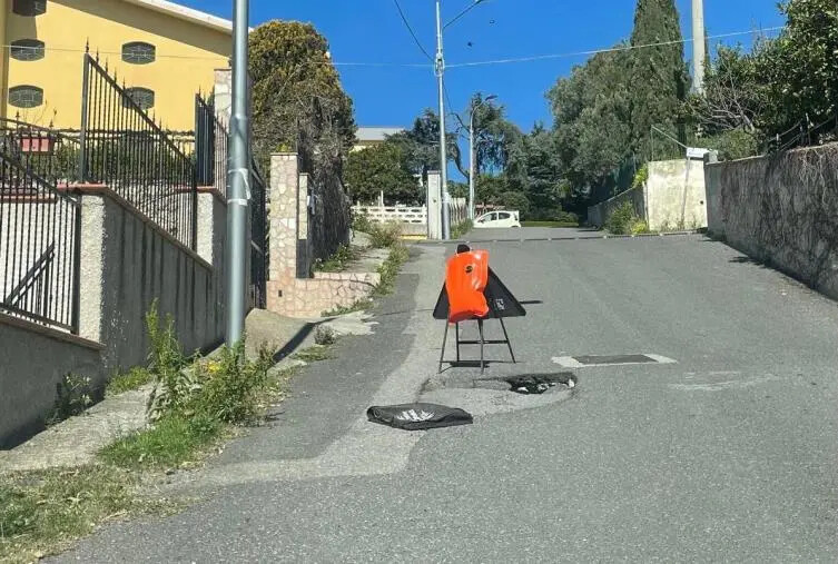 Catanzaro, Costanzo: "Sempre più grave la situazione strade e segnaletica a Campagnella e Sala" images Catanzaro, Costanzo: "Sempre più grave la situazione strade e segnaletica a Campagnella e Sala"
