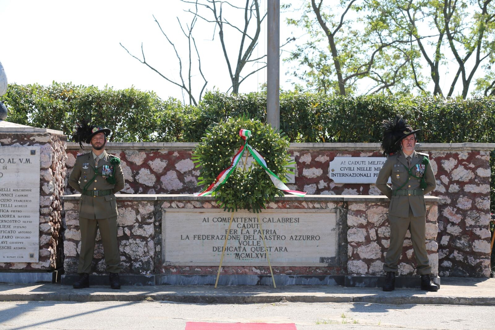 images Il Comando Militare Esercito "Calabria" celebra a Catanzaro il 165° Anniversario dell’Esercito Italiano 
