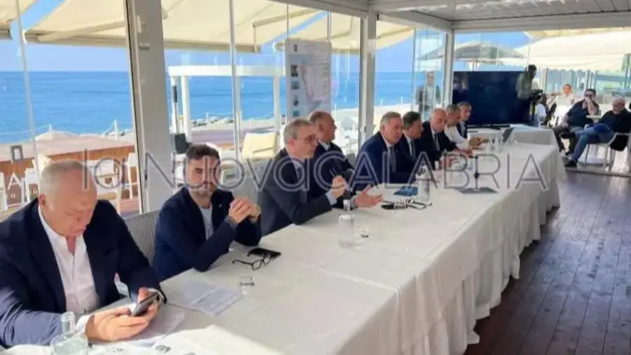 “Mare Pulito” 2024, presentati a Falerna risultati e programmi futuri dell’operazione (VIDEO)
 images “Mare Pulito” 2024, presentati a Falerna risultati e programmi futuri dell’operazione (VIDEO)