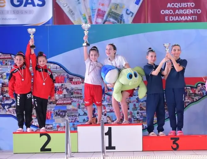 Campionato regionale invernale di nuoto sincronizzato, Calabria Swim Race di Catanzaro sul podio images Campionato regionale invernale di nuoto sincronizzato, Calabria Swim Race di Catanzaro sul podio