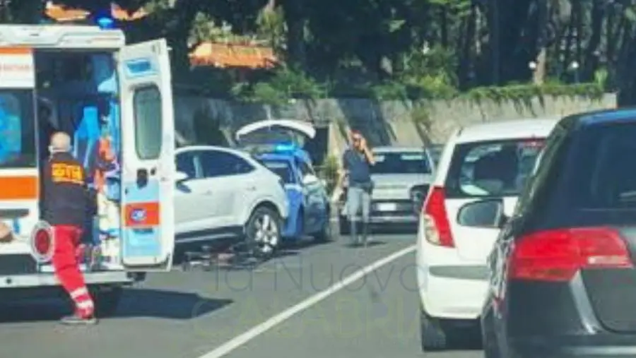 Incidente allo svincolo di Copanello, investito un ciclista images Incidente allo svincolo di Copanello, investito un ciclista