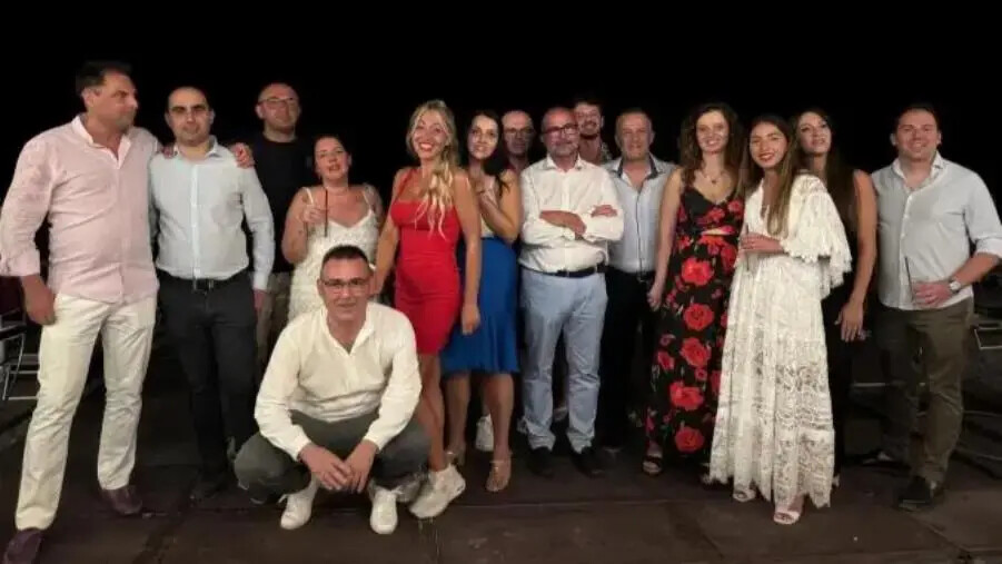 images L'Unione Giovani Dottori Commercialisti di Paola si è ritrovata per festeggiare l'estate 