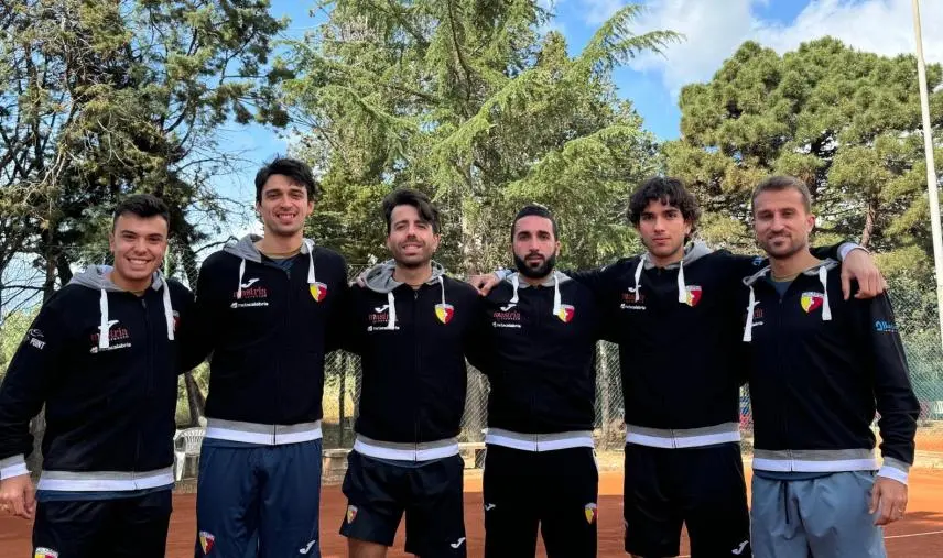 images Tennis serie C, con cuore e grinta la Calabra Swim Race vince contro lo Junior Castrovillari 