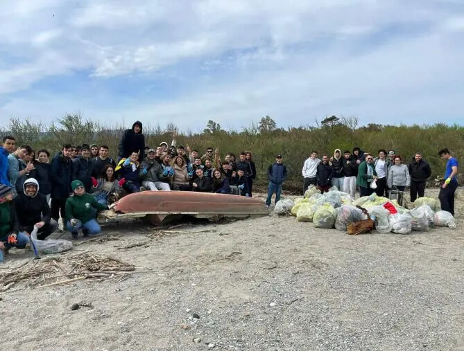 images "Boschi Puliti", primo appuntamento dell'anno sulle sponde del Corace