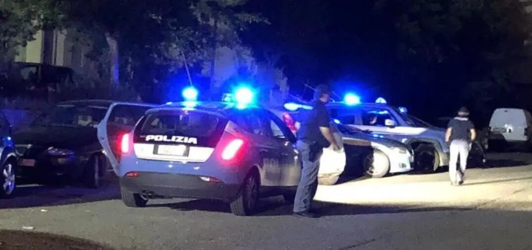 images Maltrattamenti in famiglia, rapina aggravata e detenzione di droga: 5 arresti a Reggio