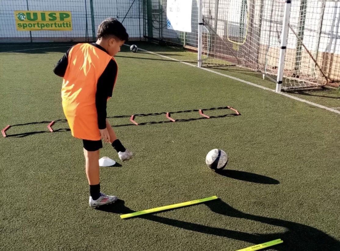 Reggio Calabria, successo per “Natale in Campo”: il corso tecnico di Soccer Xtreme diretto da Danilo Barreca images Reggio Calabria, successo per “Natale in Campo”: il corso tecnico di Soccer Xtreme diretto da Danilo Barreca