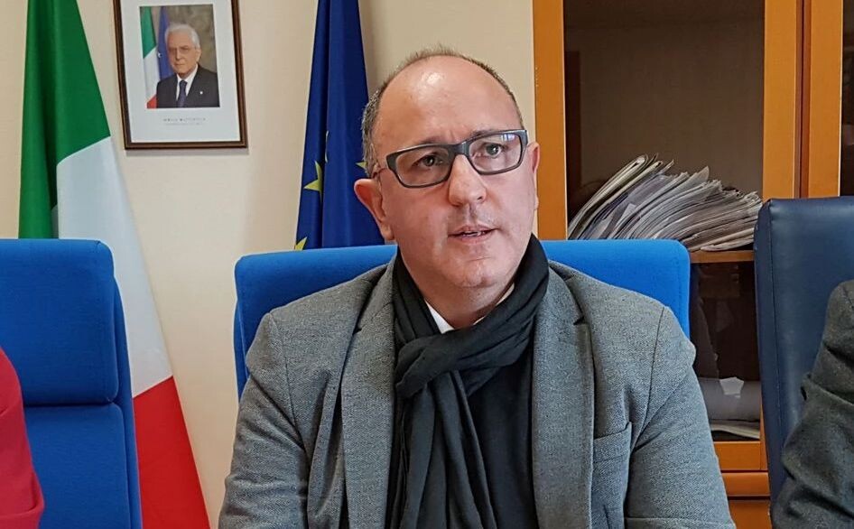 Chiaravalle, Foti: "Pagate spese legali 'in distrazione' e il debito doveva passare dal Consiglio" images Chiaravalle, Foti: "Pagate spese legali 'in distrazione' e il debito doveva passare dal Consiglio"