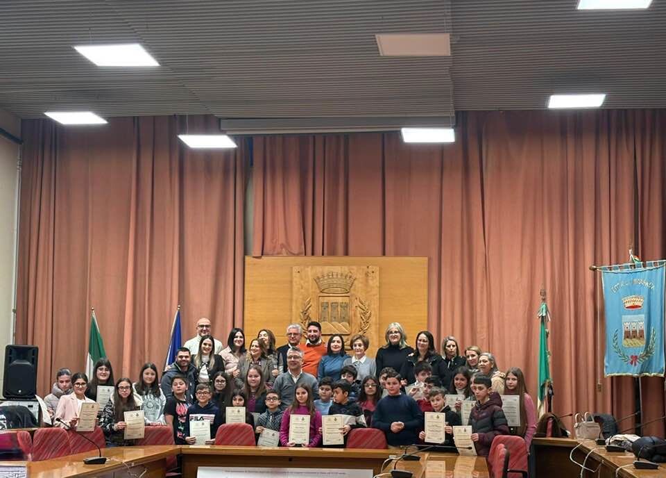 images Pesavento (CNDDU): "A Mesoraca  il Consiglio comunale dei ragazzi è pedagogia della democrazia e palestra costituzionale di futuro"