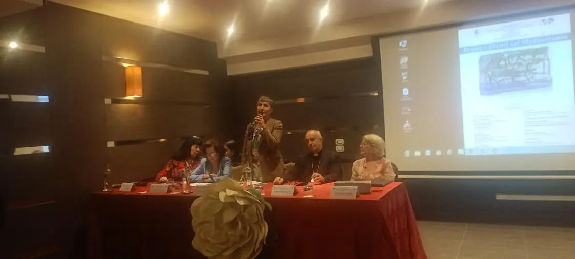 Catanzaro, Fidapa discute di Donne e Diritti nel Mediterraneo. Dajani: “Non fate silenzio su Gaza”