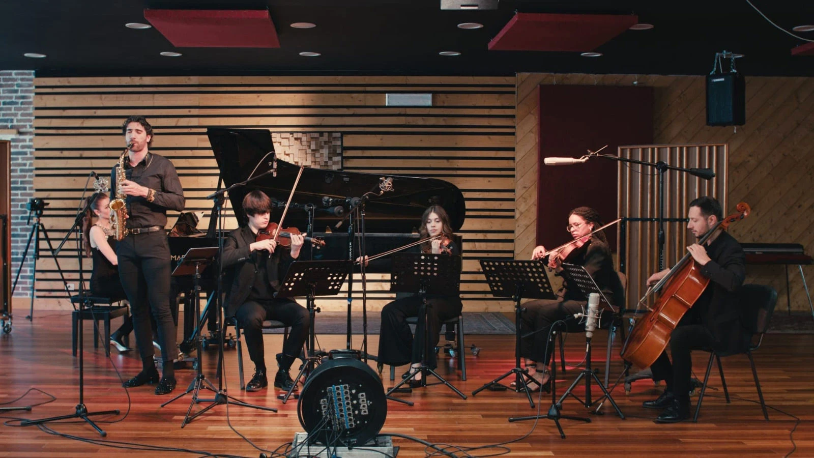 AMA Calabria, a Lamezia Jacopo Taddei e Maria Andreeva solisti con il Roma Tre Orchestra String Quartet