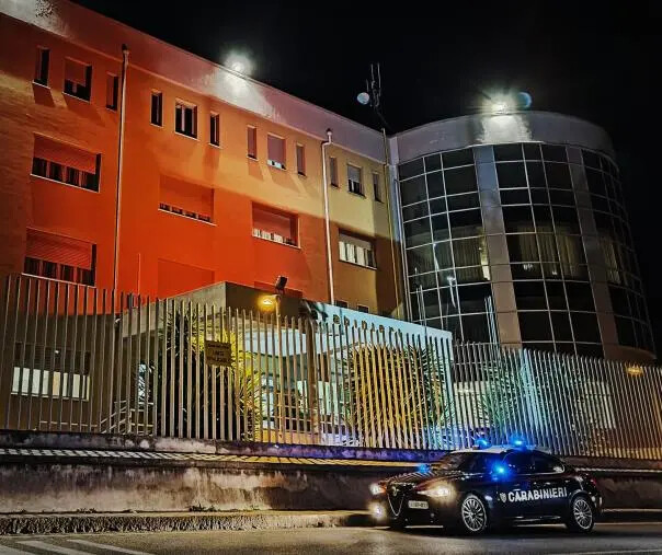 Lamezia Terme, raffica di furti e danneggiamenti d'auto: identificati due giovanissimi images Lamezia Terme, raffica di furti e danneggiamenti d'auto: identificati due giovanissimi