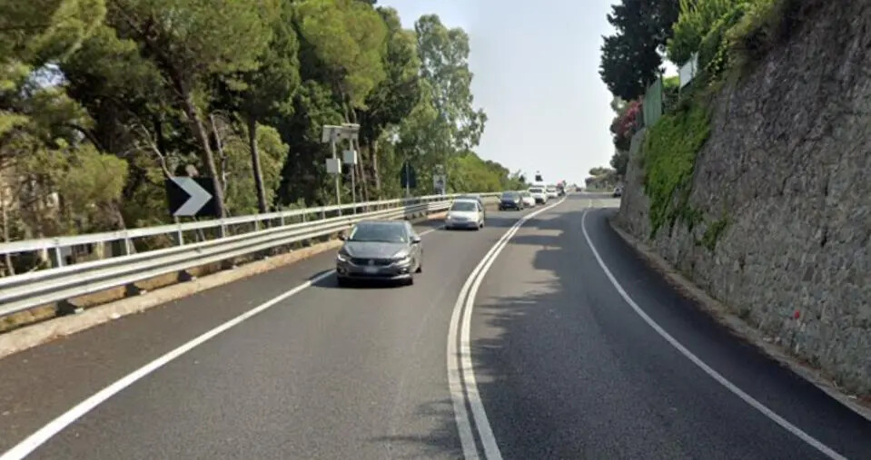 images Stalettì, lungo la 106 sistemi elettronici di lettura delle targhe per verifiche sui veicoli