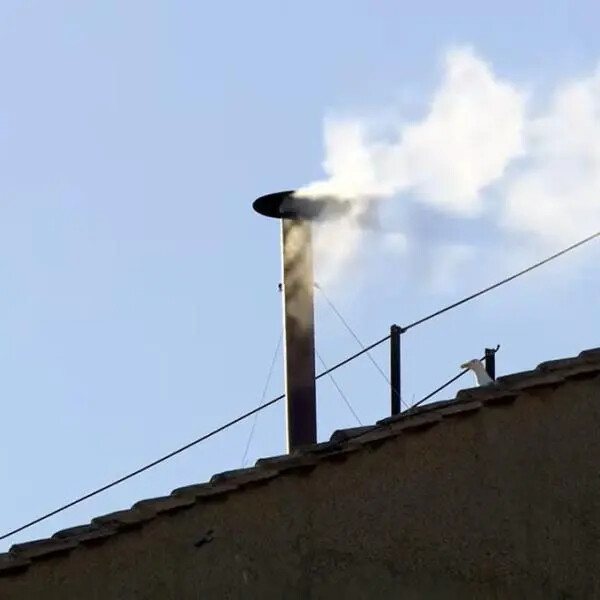 È arrivata la fumata bianca, è stato eletto il nuovo Papa images È arrivata la fumata bianca, è stato eletto il nuovo Papa