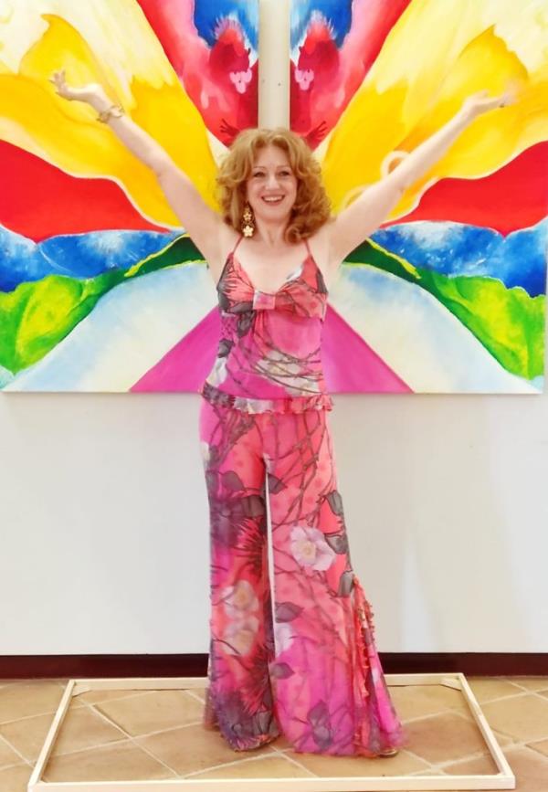 Mostra personale della pittrice Rossella D’Aula: è successo di pubblico e critica a Corigliano Rossano images Mostra personale della pittrice Rossella D’Aula: è successo di pubblico e critica a Corigliano Rossano