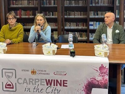 images Catanzaro si prepara ad alzare i calici sabato 29: presentato 'CarpeWine in the City'
