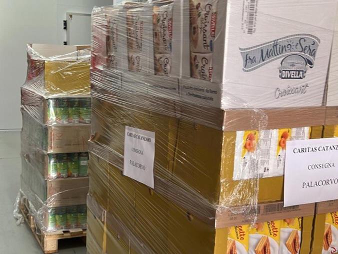 images Sbarco migranti a Catanzaro, la Caritas di Catanzaro mette in moto la macchina della solidarietà