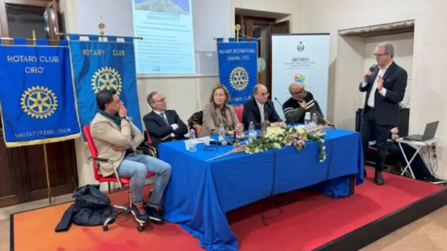 images Il Rotary "Terra Brettia" e il sindaco di Cariati insieme per una nuova geografia amministrativa jonica