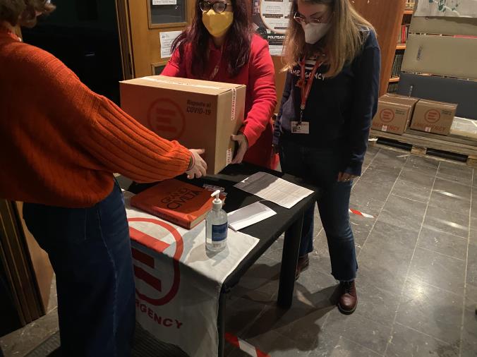 Nuove povertà. A Catanzaro "Nessuno escluso" con Emergency: 100 famiglie ricevono i pacchi alimentari
 images Nuove povertà. A Catanzaro "Nessuno escluso" con Emergency: 100 famiglie ricevono i pacchi alimentari