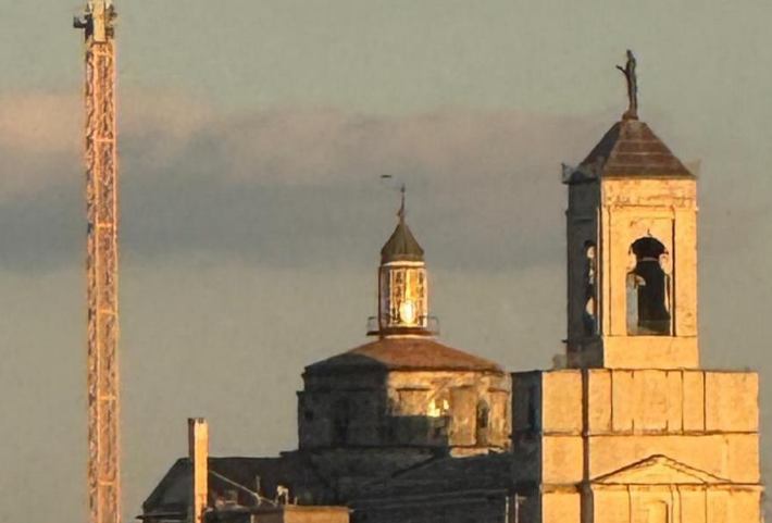 Madonnina al Duomo, la Sovrintendenza: "La statua verrà ricollocata laddove è sempre stata"