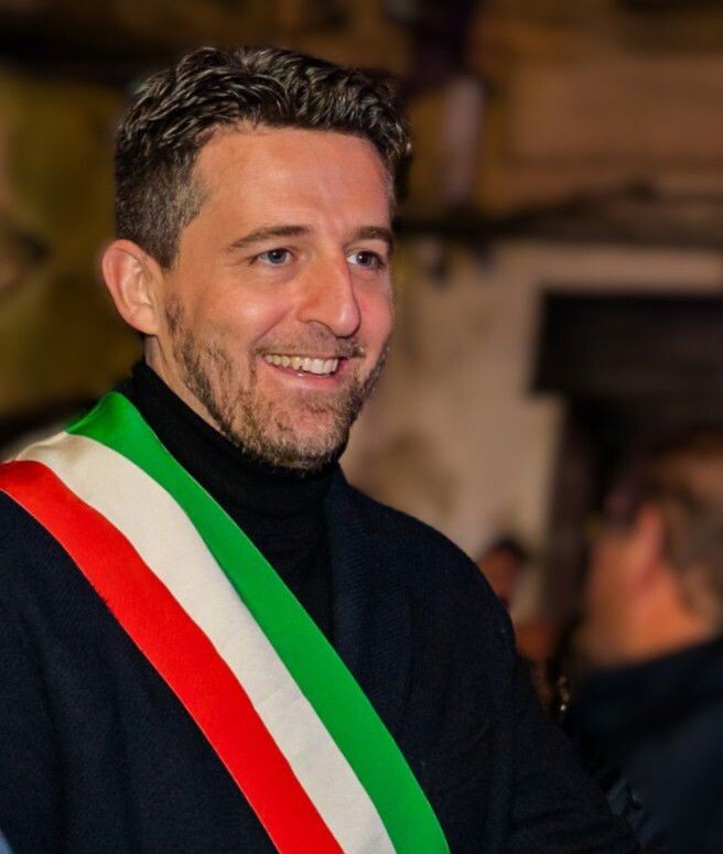 Stasi: "I Calabresi arrancano e il centrodestra spende i soldi per il proprio poltronificio" images Stasi: "I Calabresi arrancano e il centrodestra spende i soldi per il proprio poltronificio"