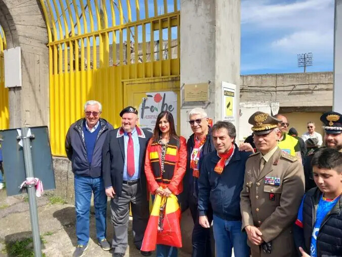images Catanzaro, scoperta la targa che ricorda la nascita dello stadio "Ceravolo"