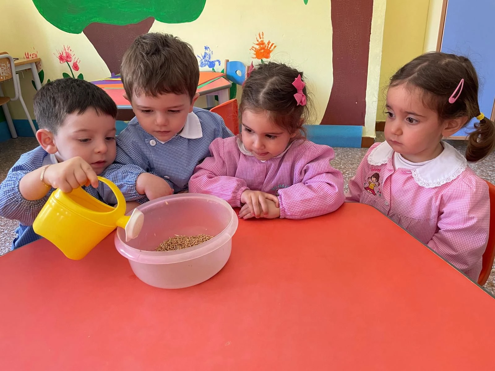 Pasqua, alla sezione "Primavera" di Bisignano i bambini scoprono i sepolcri 