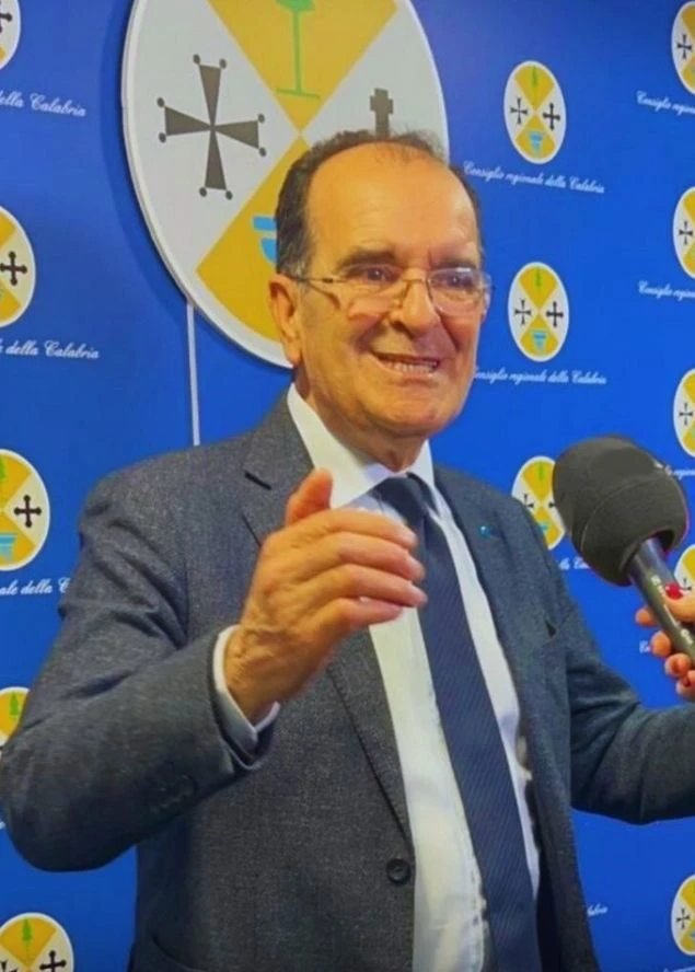 Bruno: "Basta poltrone inutili, la Calabria non ha bisogno di nuovi incarichi"