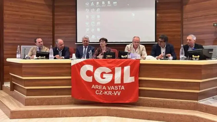 Autonomia Differenziata, Gesmundo (Cgil Nazionale): “Occhiuto impugni la legge”
images Autonomia Differenziata, Gesmundo (Cgil Nazionale): “Occhiuto impugni la legge”