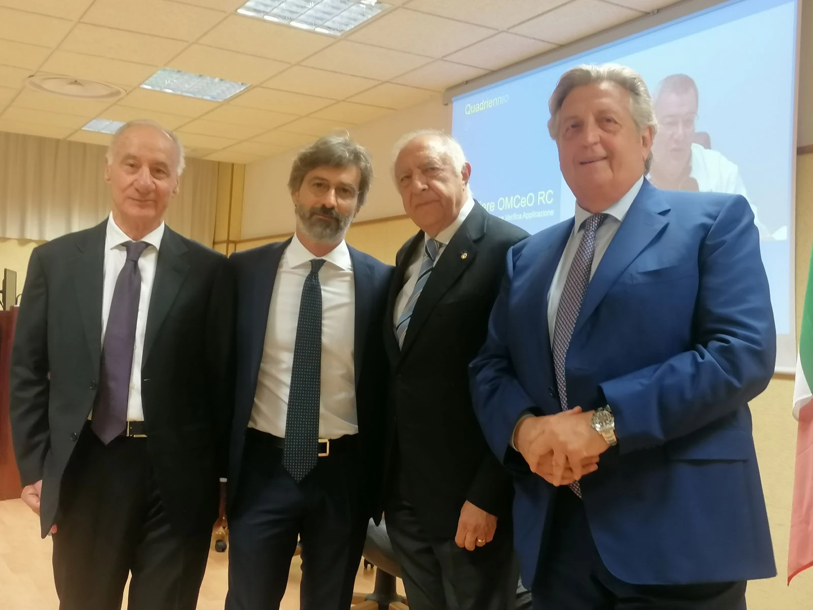 Ordine dei Medici di Reggio Calabria, 73 nuovi camici bianchi giurano e consegnate le borse di studio "Roberto Stella"
