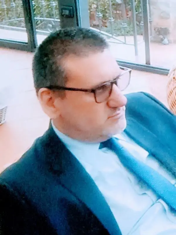 Nucifero (UDC): "Cambiare rotta e riconoscere al personale scolastico il diritto al benefit dei buoni pasto"