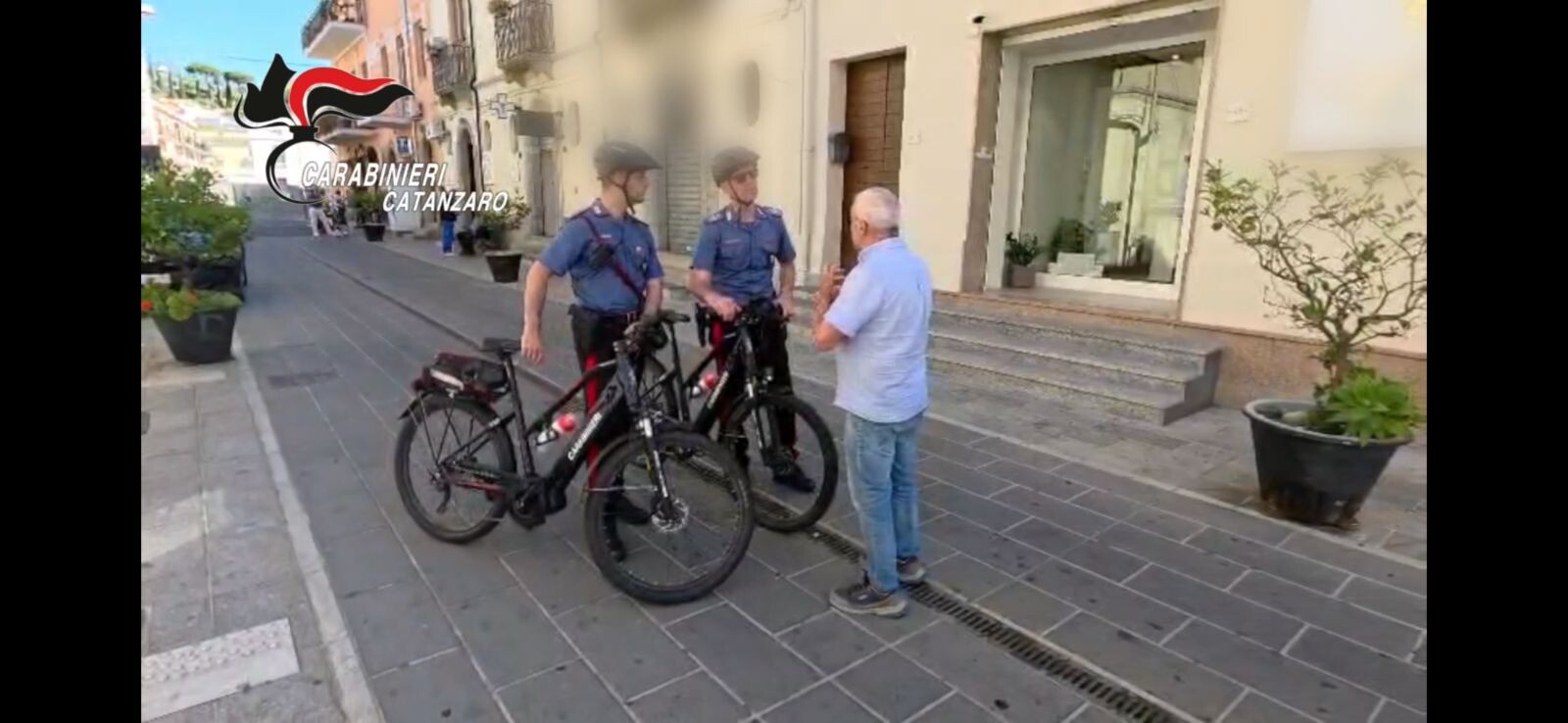 L’Arma dei Carabinieri introduce le e-bike per il controllo del territorio nel Catanzarese images L’Arma dei Carabinieri introduce le e-bike per il controllo del territorio nel Catanzarese