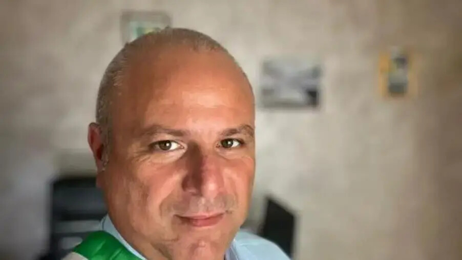 images A Praia a Mare coprifuoco per gli under 14, il sindaco: "Troppo caos e atti di vandalismo"  