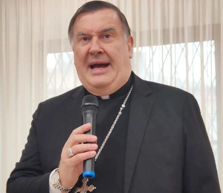 Mons Maniago durante la visita pastorale a Gimigliano-Taverna: "Riaprire al più presto i collegamenti di Ferrovie della Calabria"
