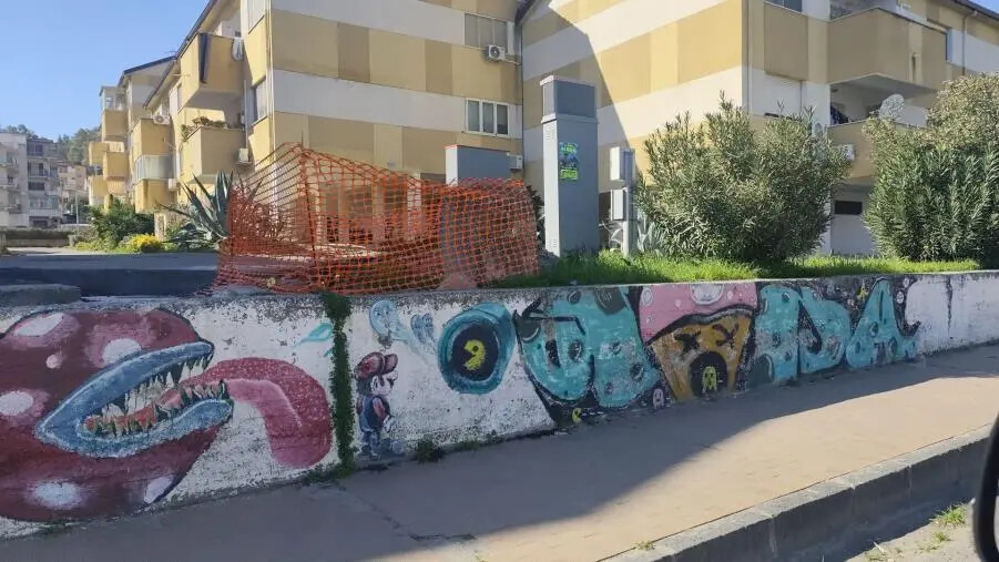 images Fogna in via Forni a Catanzaro, Riccio e Longo chiedono novità sul completamento dei lavori