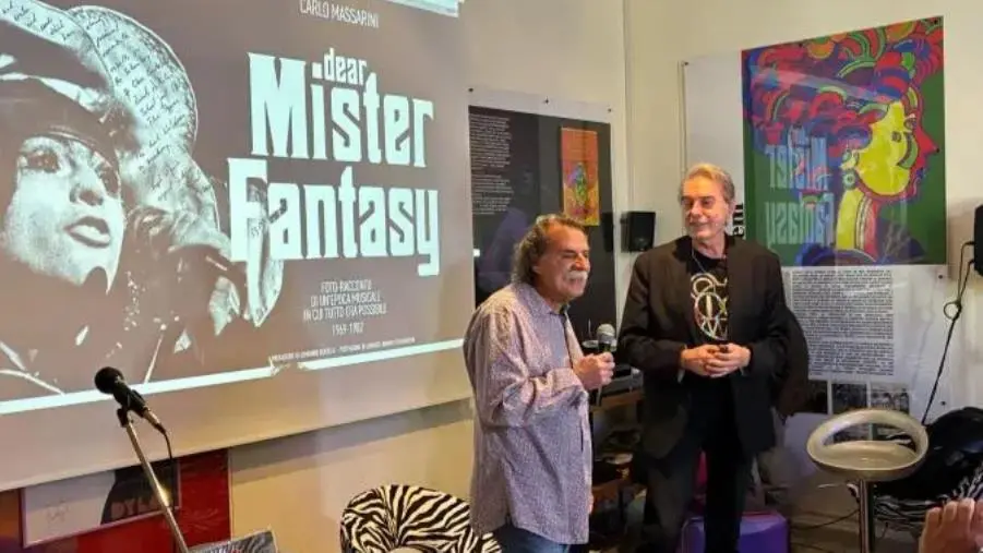 Catanzaro, viaggio tra due epoche della musica con Carlo Massarini al Museo del Rock  images Catanzaro, viaggio tra due epoche della musica con Carlo Massarini al Museo del Rock