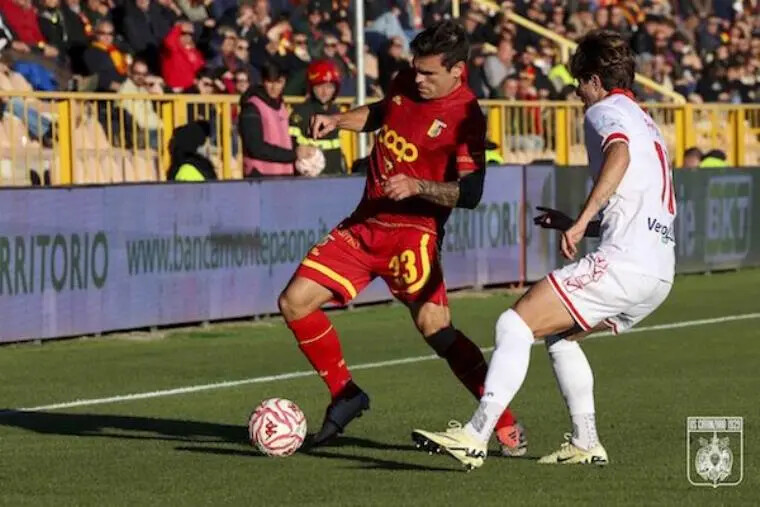 images Aquile a testa bassa in vista della Samp e l'esodo in corso per lo stadio Ferraris