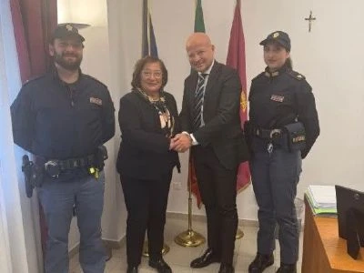 Crotone, incontro del Questore con la delegata dell’Associazione nazionale "Le donne del vino"