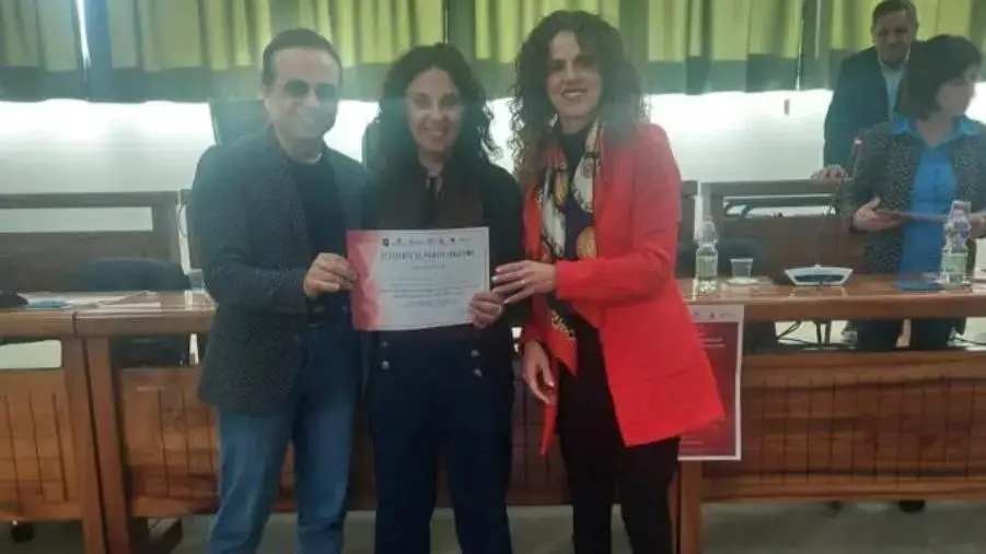Taurianova, sportello antiviolenza: gli assessori Crea e Grimaldi consegnano i diplomi a conclusione del corso di alta formazione images Taurianova, sportello antiviolenza: gli assessori Crea e Grimaldi consegnano i diplomi a conclusione del corso di alta formazione