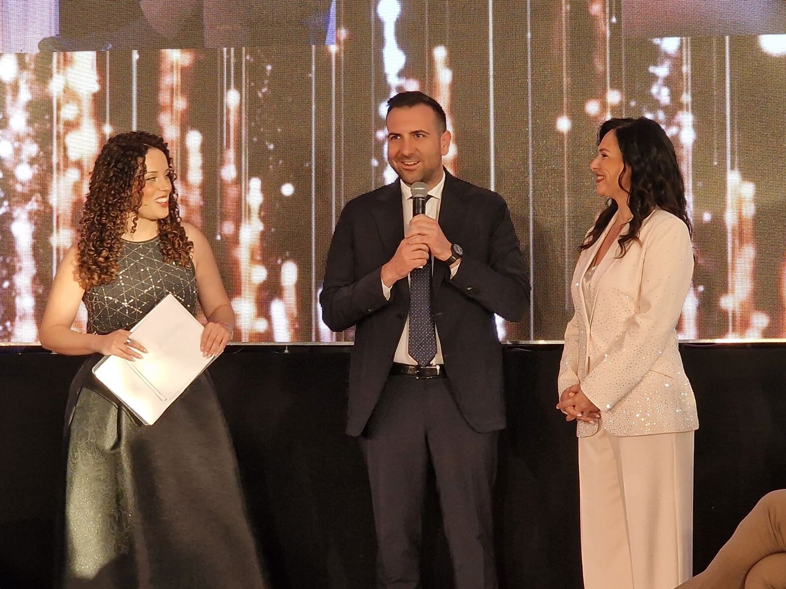 images “Una Passerella per Grace” a Palazzo Campanella, Cirillo: "La forza delle donne ci insegna a non mollare mai"