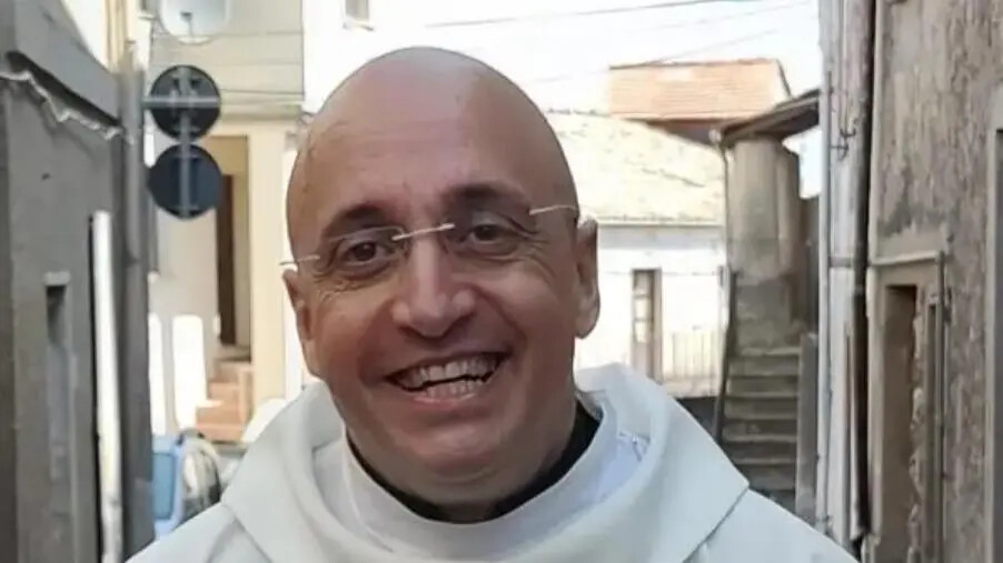 Catanzaro, Don Roberto Corapi: "Crediamo che Dio può tutto, nella tregua la forza della preghiera" images Catanzaro, Don Roberto Corapi: "Crediamo che Dio può tutto, nella tregua la forza della preghiera"