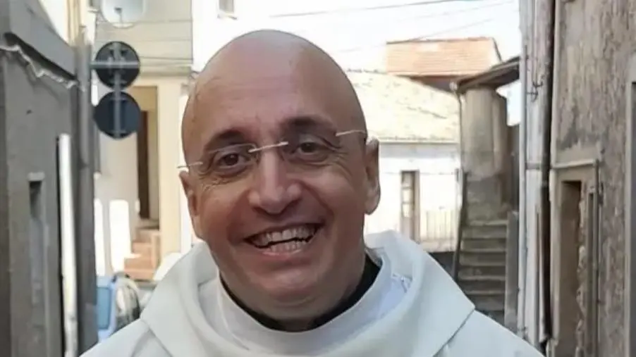 Catanzaro, Don Roberto Corapi: "Crediamo che Dio può tutto, nella tregua la forza della preghiera"