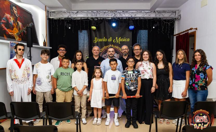 images Catanzaro, la XV edizione 'Giovani Concertisti' Saggio di Fine Anno Accademico nel centro musicale Checksound